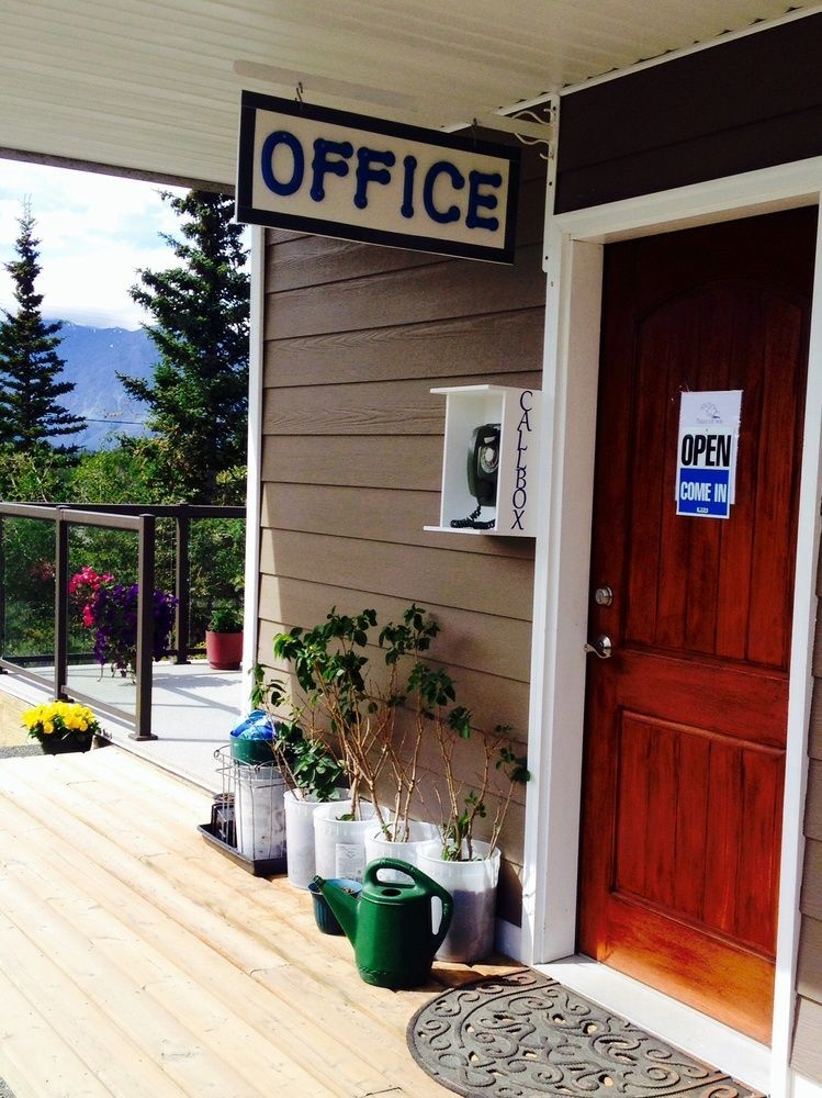Parkside Inn Haines Junction Luaran gambar